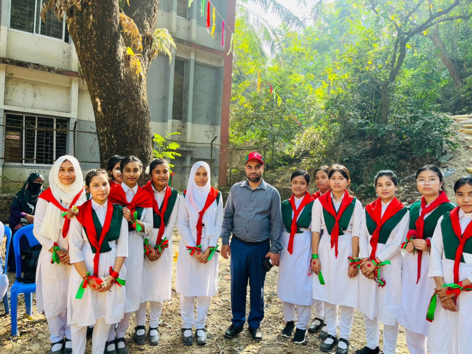 বিজ্ঞান বিভাগের ছাত্রীদের সাথে